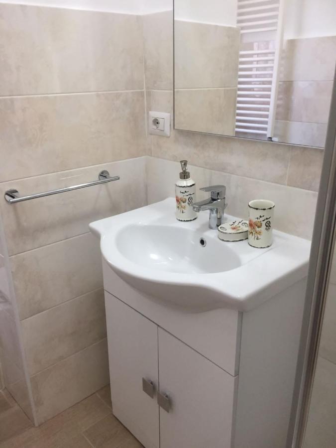 Appartement La Vie En Rose à Rapallo Extérieur photo
